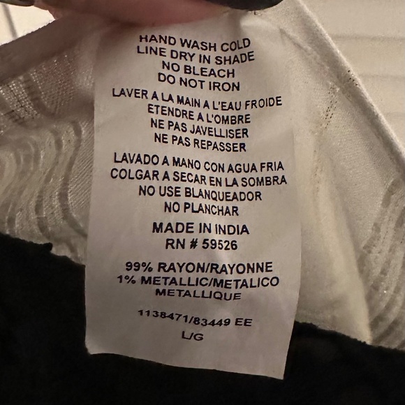 BECCA Women's Standard Radiance V-Neck Tunic, Casual Cover up - Picture 7 of 7